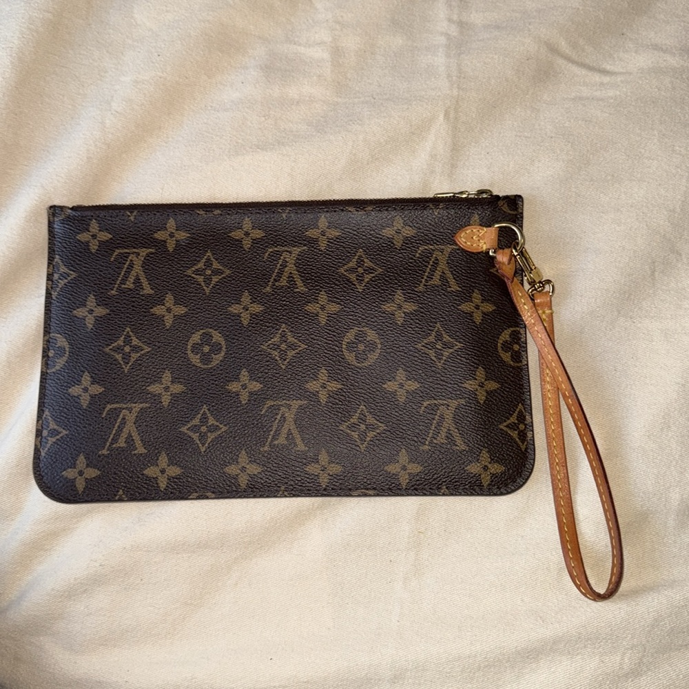 Louis Vuitton Brown and Tan Monogram Wristlet - Picture 2 of 6